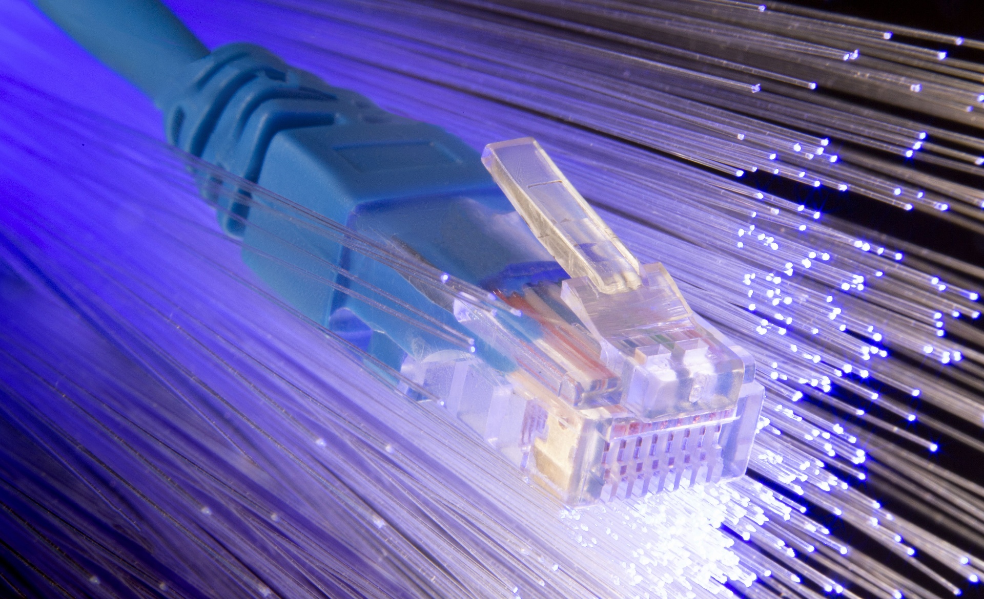 MasOrange & Vodafone Form €10B FibreCo to Consolidate Spain's Fibre Market