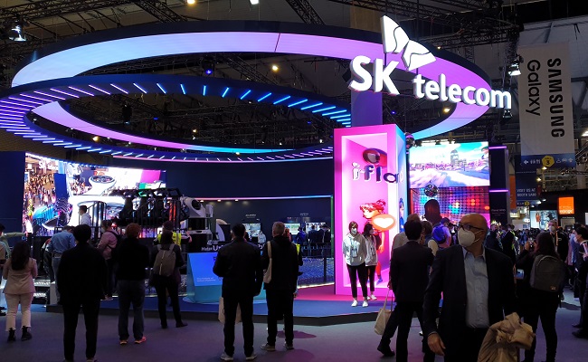SK Telecom Plans 30% Executive Workforce Reduction Amid Restructuring