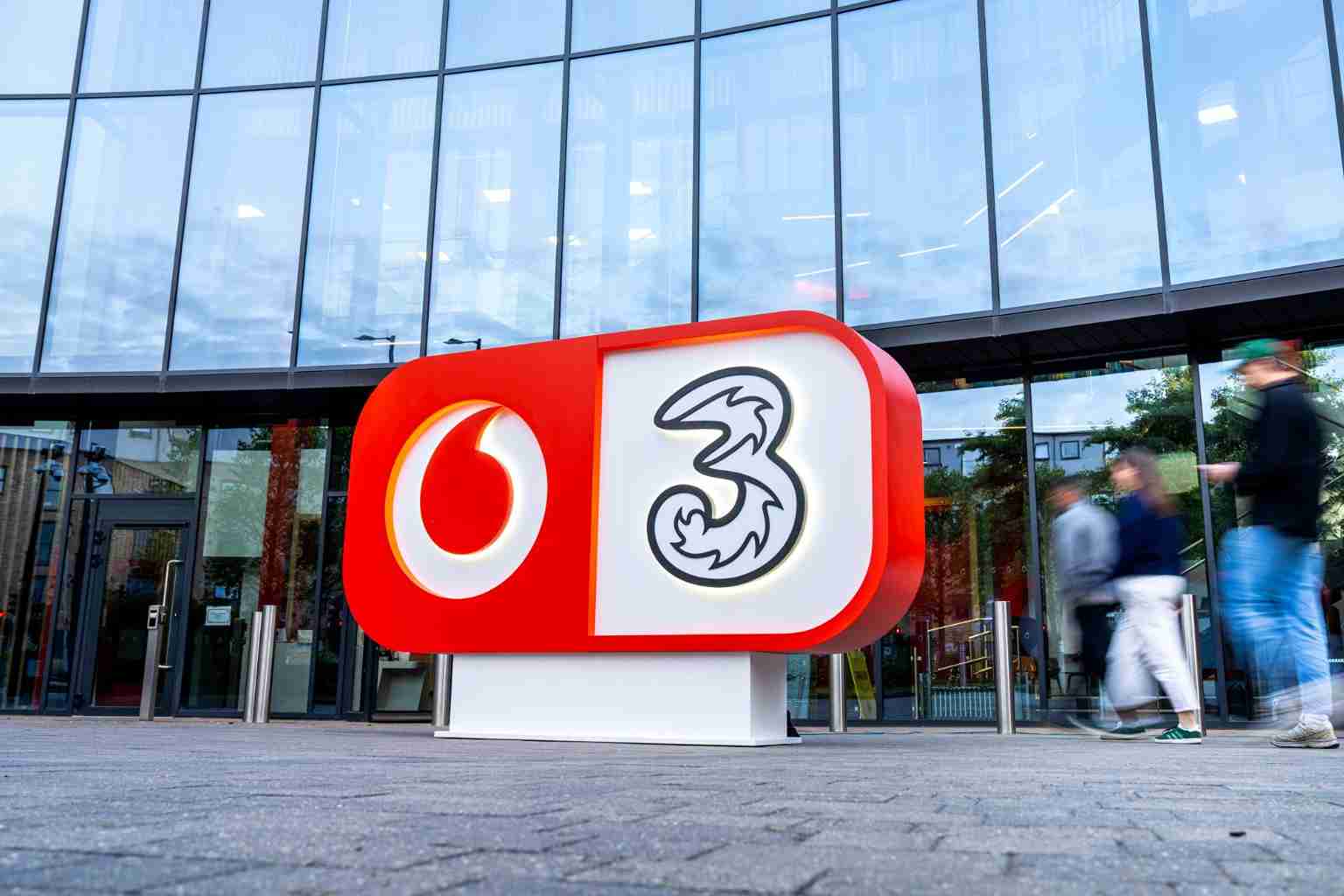VodafoneThree Considers Pay-TV Bundling to Strengthen Broadband Portfolio